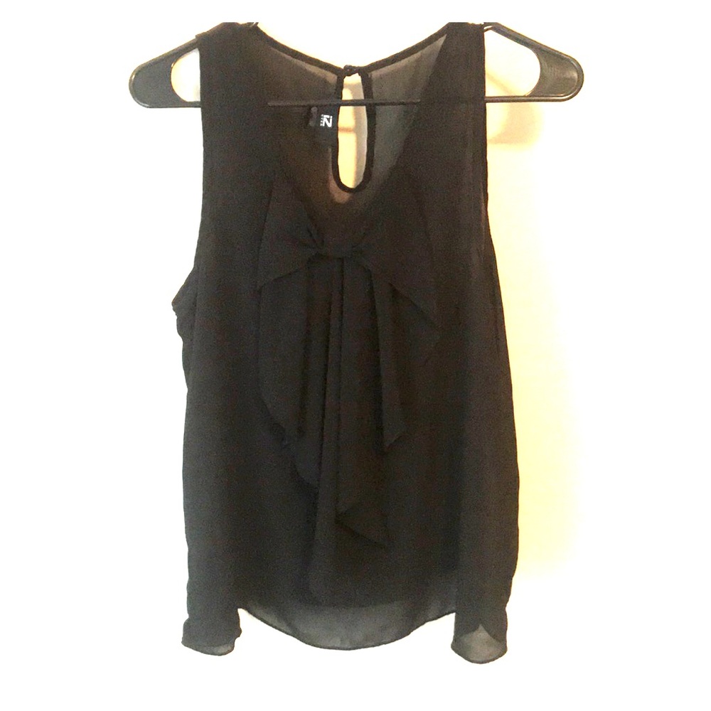 iZ byer tank top